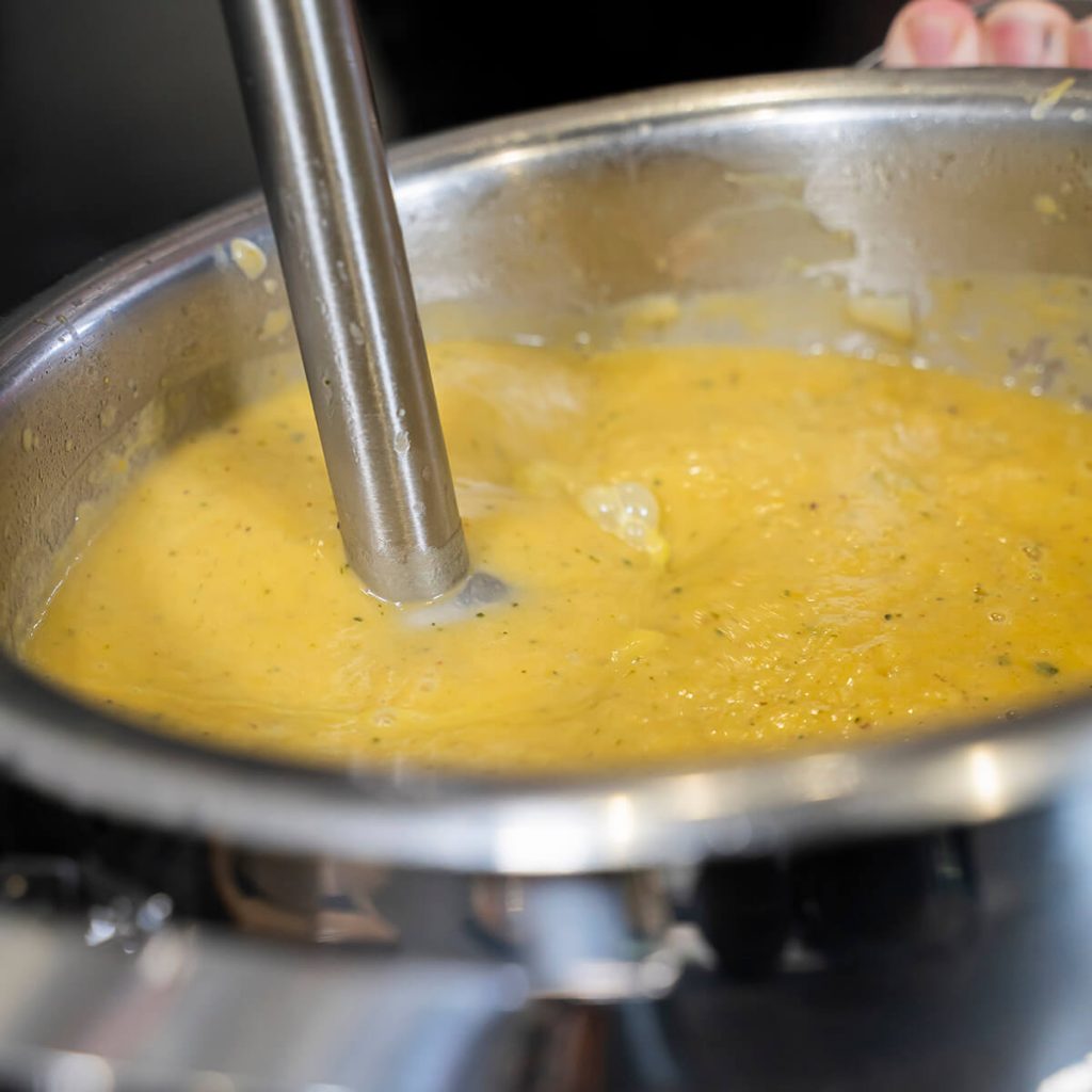5. Crema de verduras con sofrito de castanas - batimos