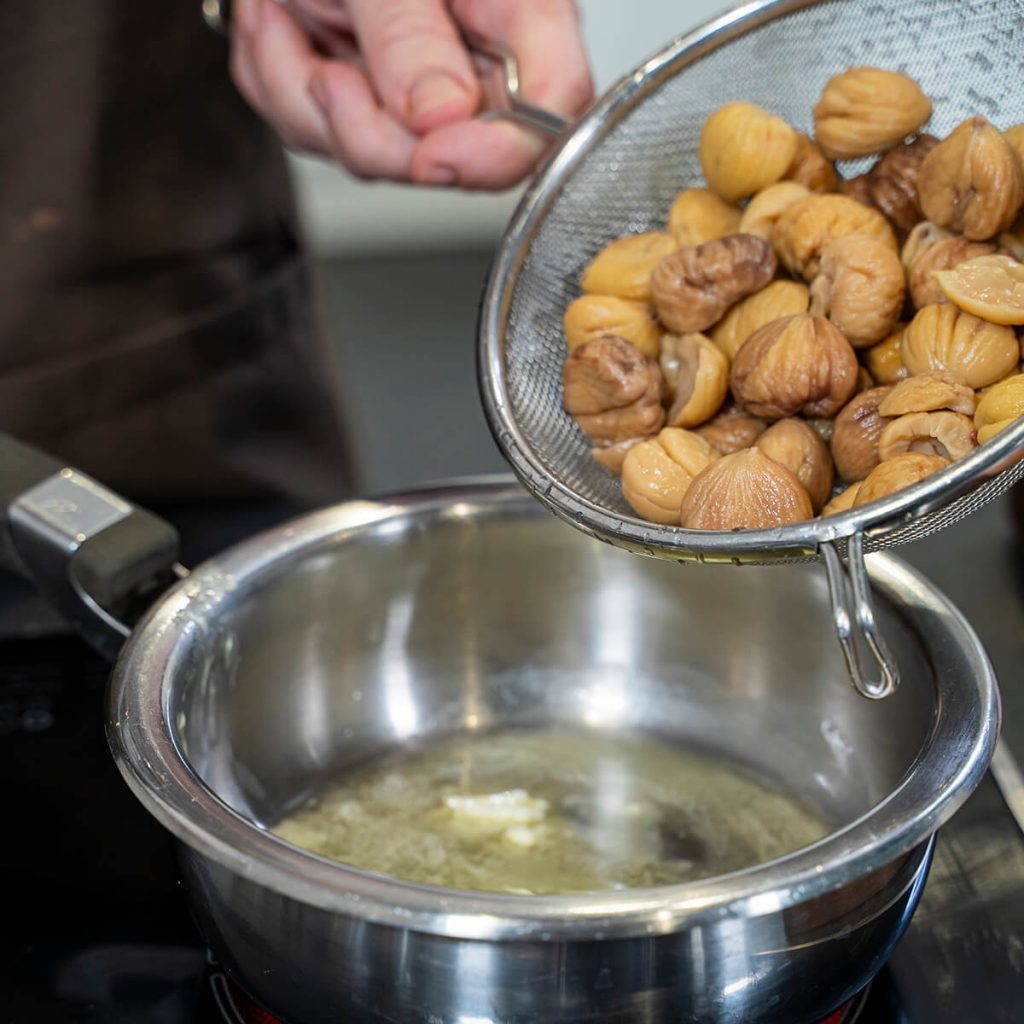 6. pollo a la parmentier - cocinar castanas con mantequilla