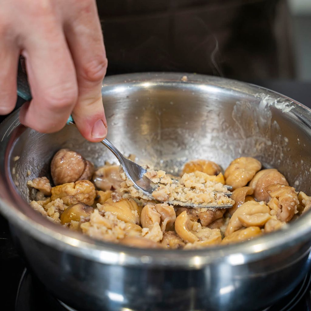 7. pollo a la parmentier - aplastar castanas