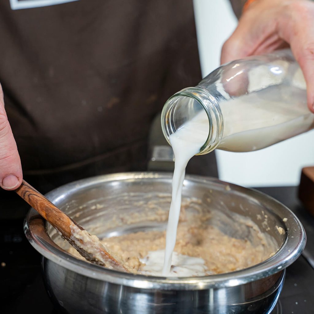 8. pollo a la parmentier - agregar leche